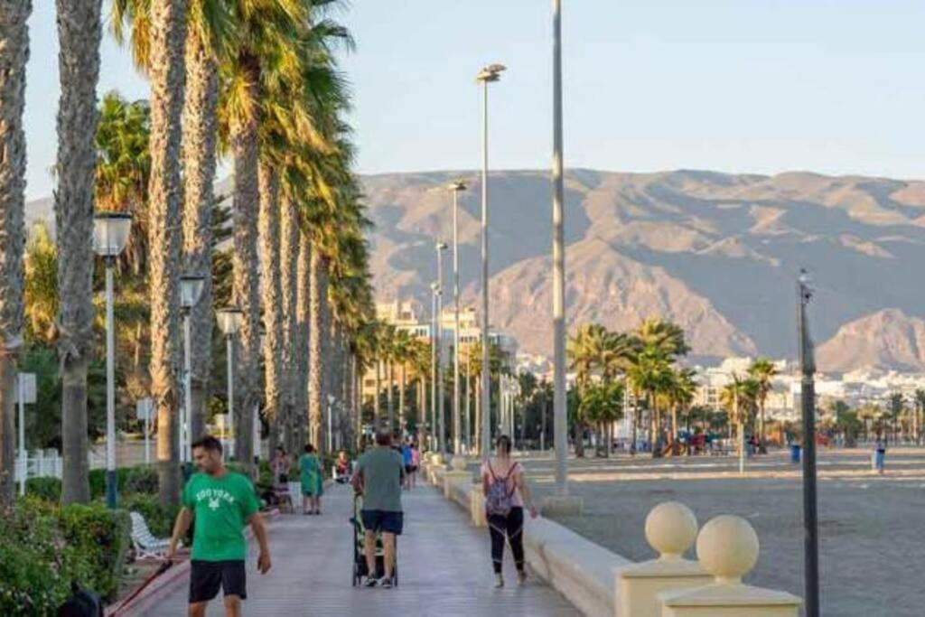 Apartamento Vacaciones En La Playa Roquetas de Mar Exterior foto